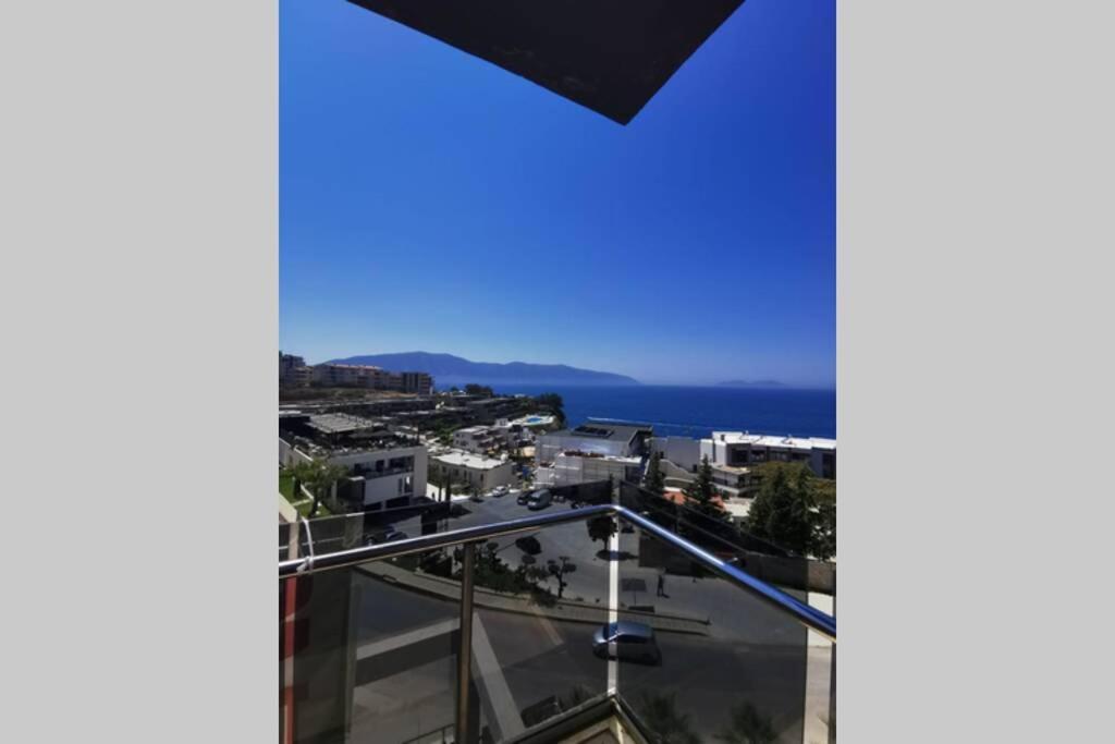 Spectacular Seaview Apartment Vlorë Exteriör bild