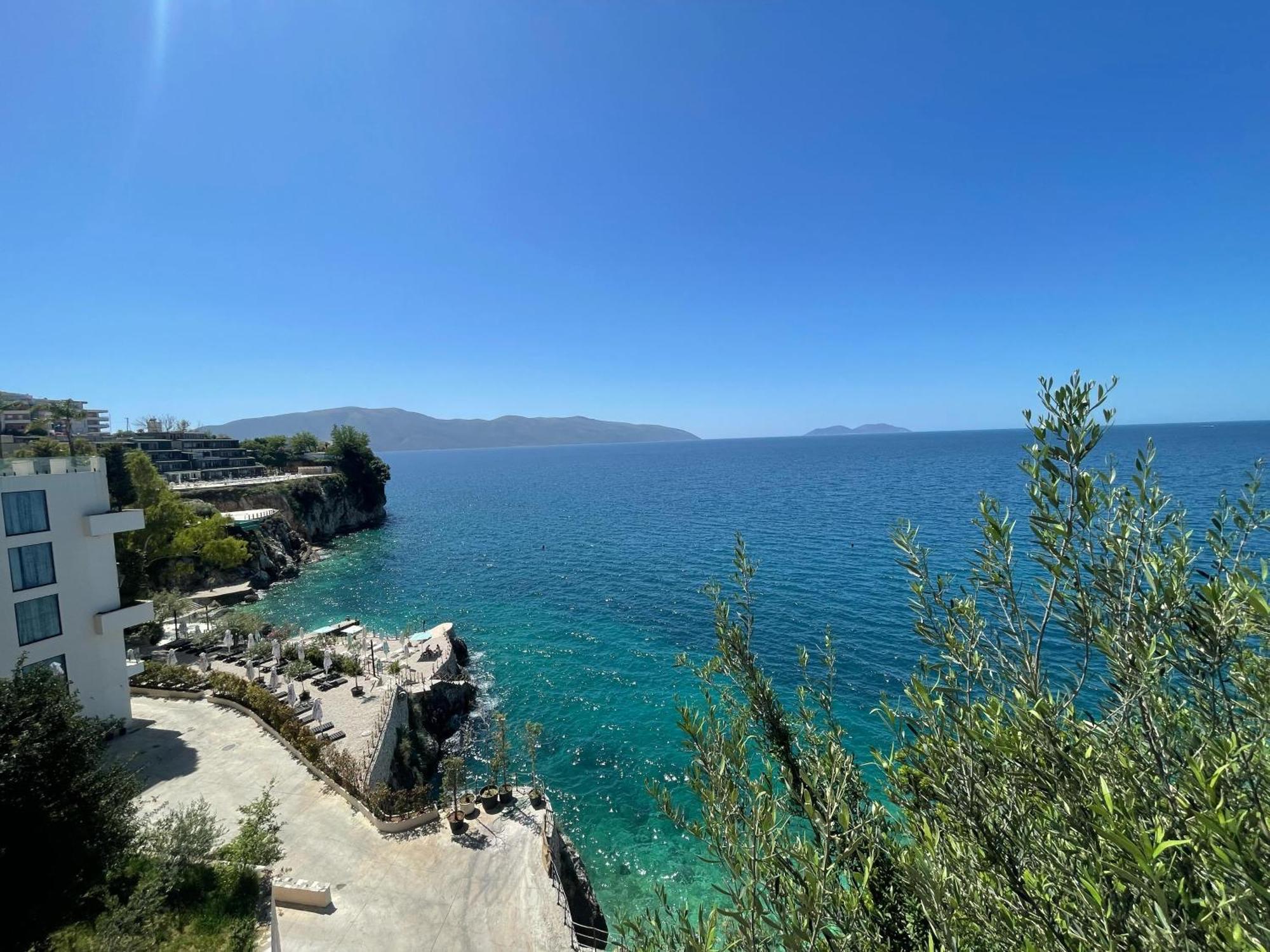 Spectacular Seaview Apartment Vlorë Exteriör bild